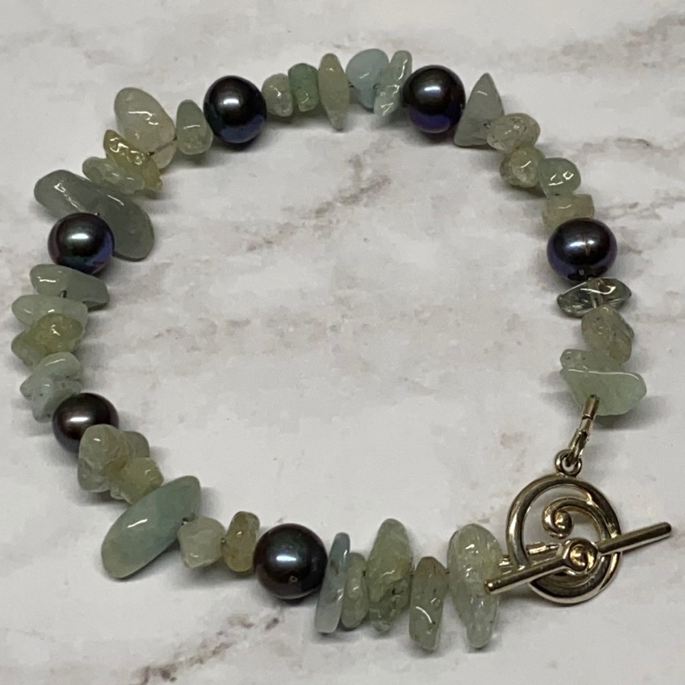 Aquamarine and Pearl Bracelet
